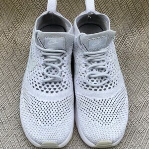 Nike Gray Knit Running Shoes Size 9